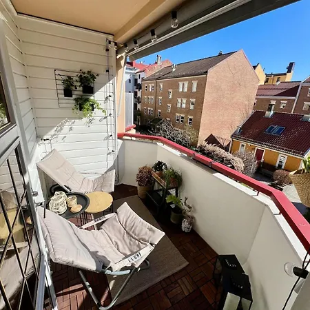 Spacious In Gruenerlokka Oslo