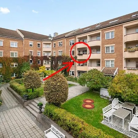 Spacious In Gruenerlokka Διαμέρισμα